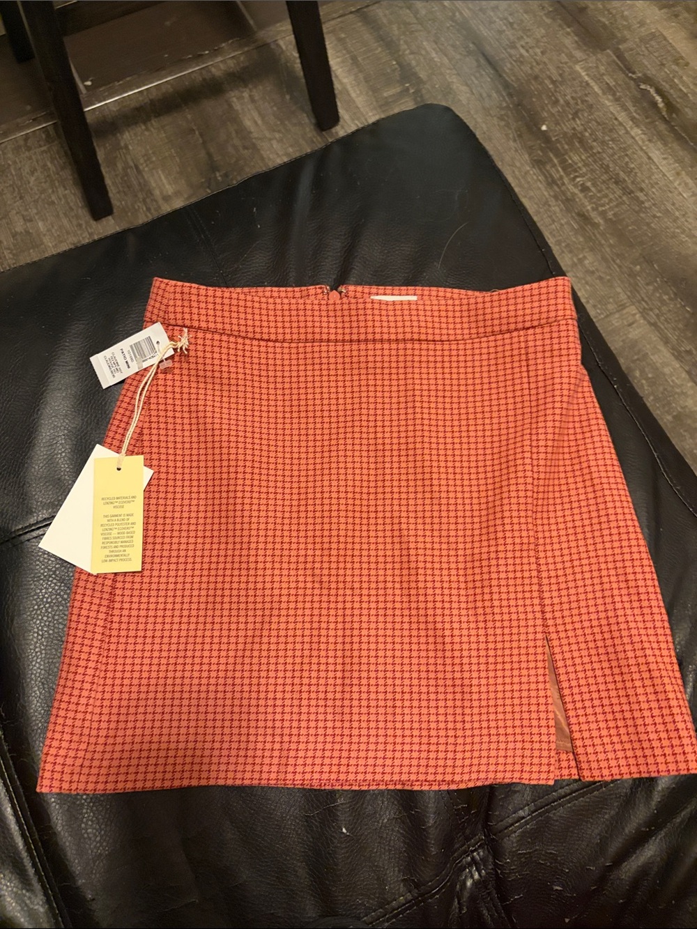 Wilfred Patio Mini Skirt Size 6 Claudine Rosy Red / Maplewood